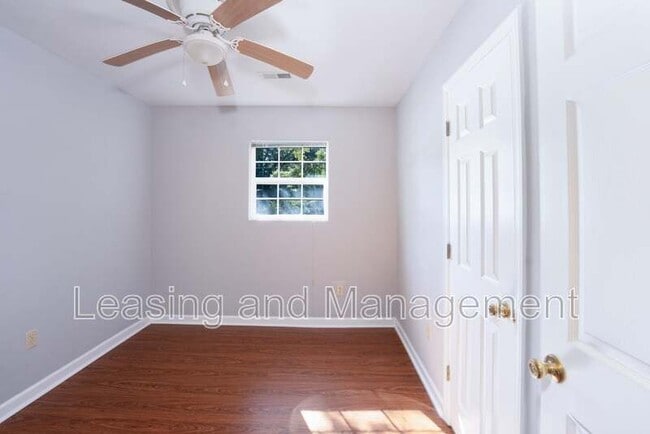 Building Photo - 1737 Bozo Ln