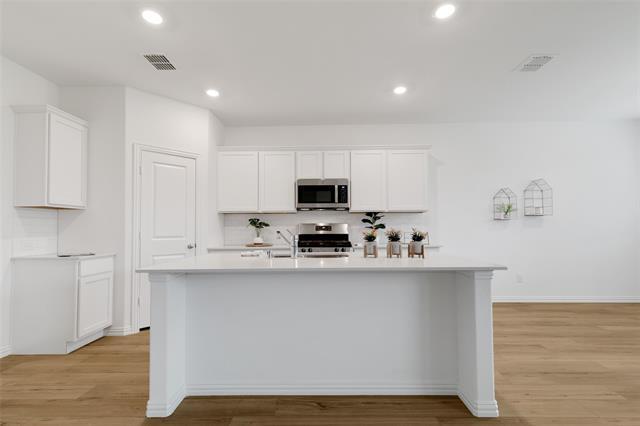 Building Photo - 3025 Riddler Wy