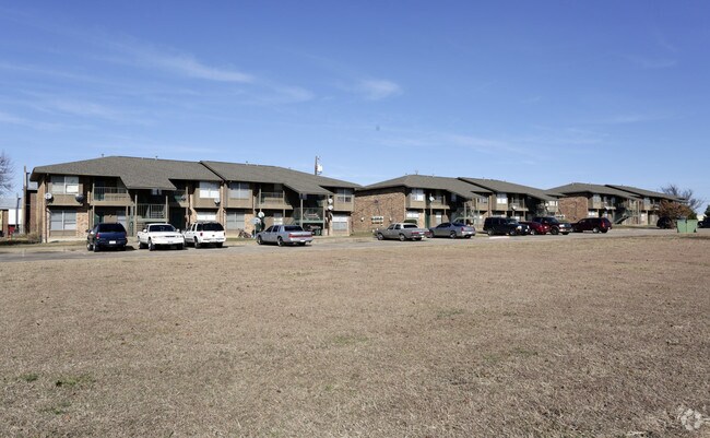 Building Photo - Crosswinds Apartments