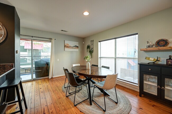 Building Photo - 1214 Urban Lofts Dr