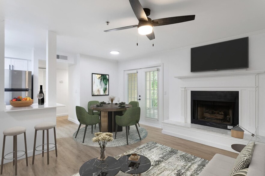 The Jax, Nashville, TN, Living Room - The Jax