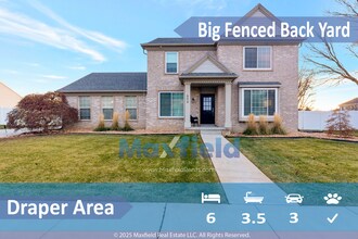 Building Photo - Beautiful 6BD, 3.5BTH, 3GAR Home in Cranberry Hills