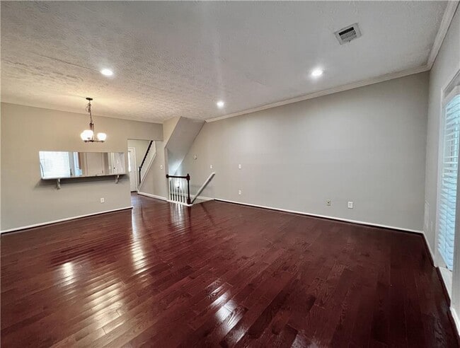 Building Photo - 406 Wedgewood Way