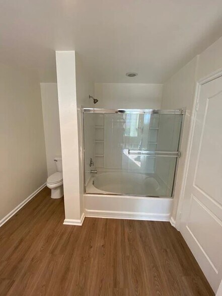 Building Photo - 1725 Butler Ave