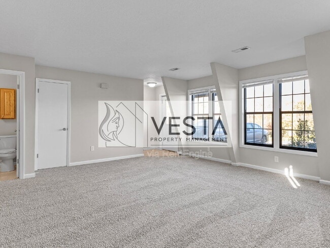 Building Photo - 588 Ray Hill Rd