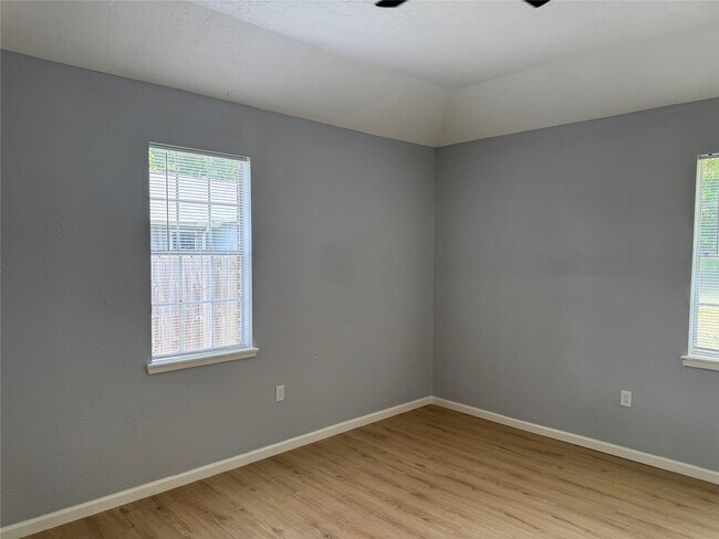 Building Photo - 7210 Wileyvale Rd