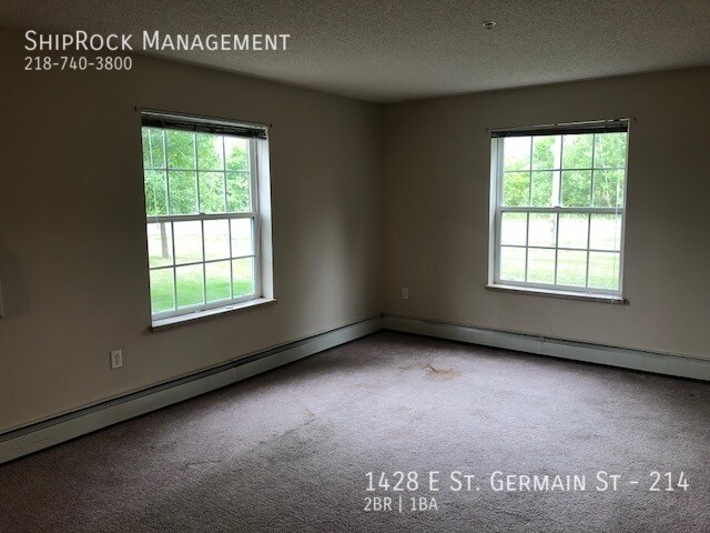 Building Photo - 1428 E St Germain St