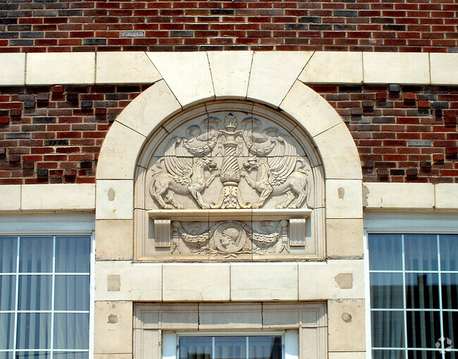 Detail on Centre Street facade - Ashland High Rise