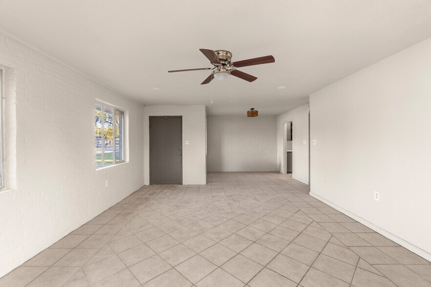 Building Photo - 1700 N 6th St