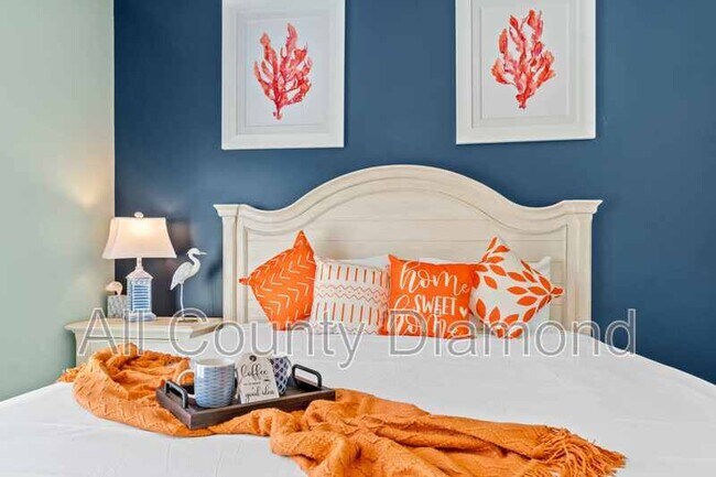 Building Photo - 9004 Polly Ave