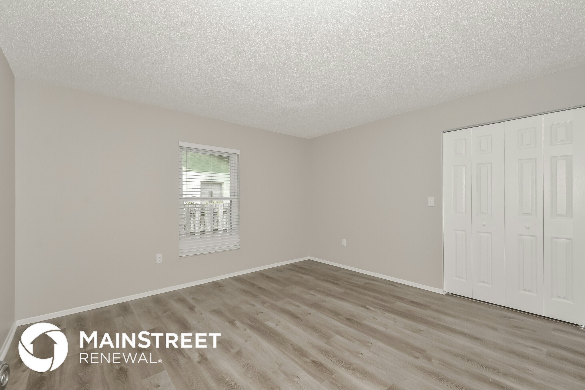 Building Photo - 4715 Almanza Ave