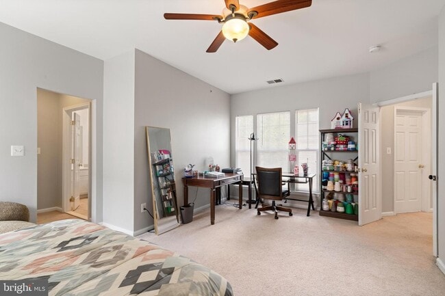 Building Photo - 14348 Sharpshinned Dr