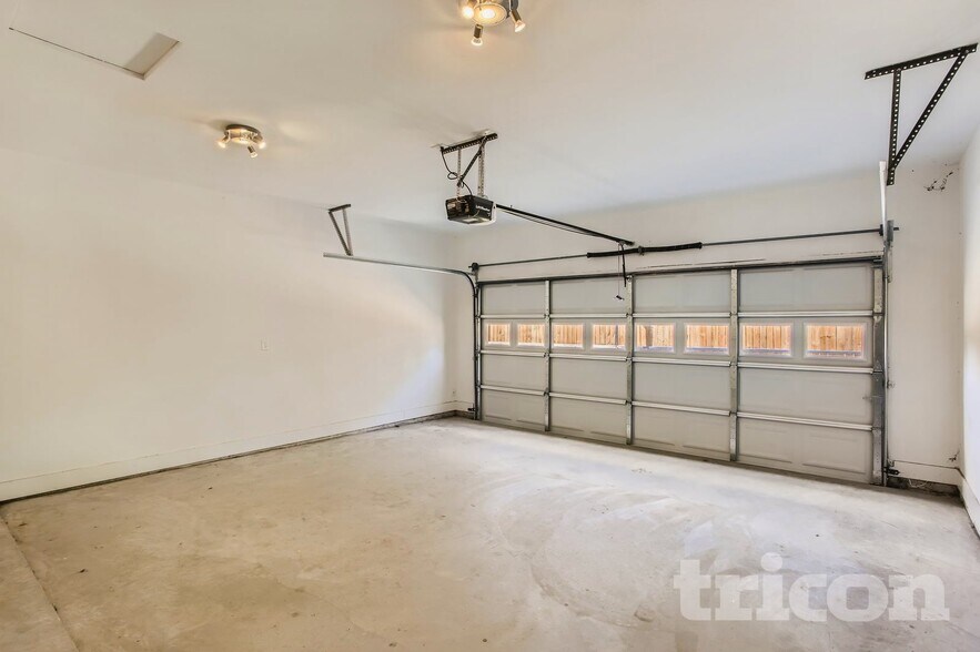 Building Photo - 1723 Shaw St