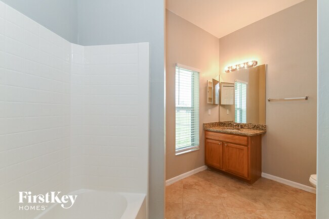 Building Photo - 2472 NW 8th Terrace