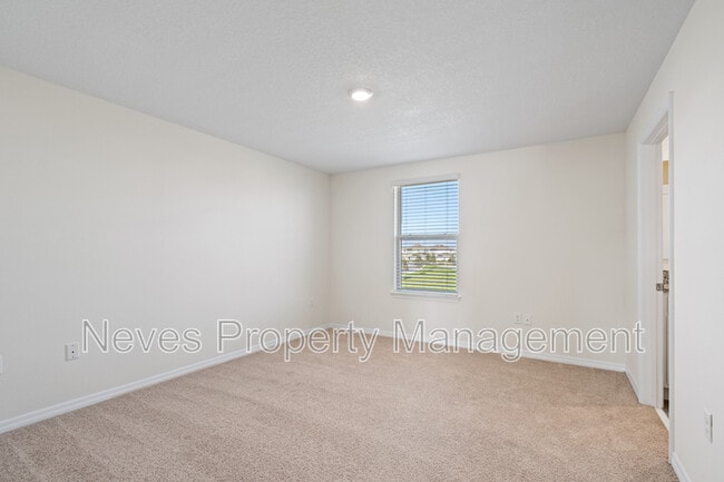 Building Photo - 17081 Water Spring Blvd