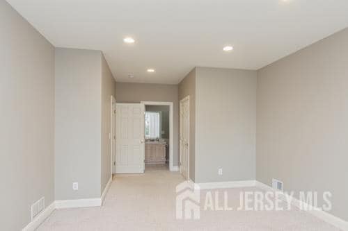 Building Photo - 68 Franklin School Way