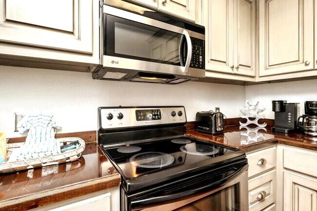 Building Photo - 149 Durango Rd