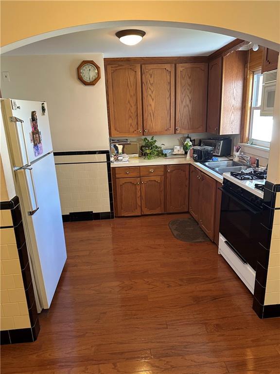 Building Photo - 70 Community Dr