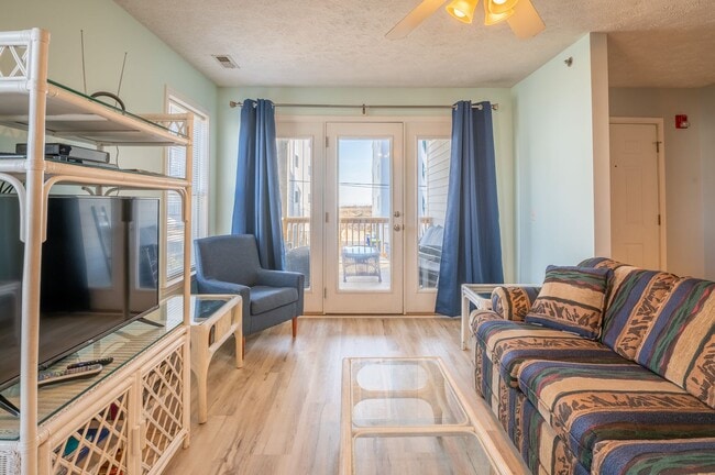 Building Photo - OCEAN VIEW CONDO NEAR THE BOARDWALK!