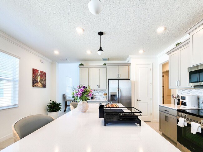 Building Photo - 2322 Antarus Dr NW