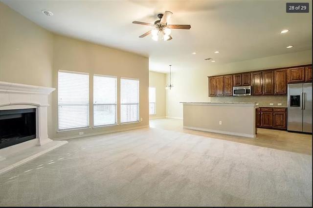 Building Photo - 9409 National Pines Dr