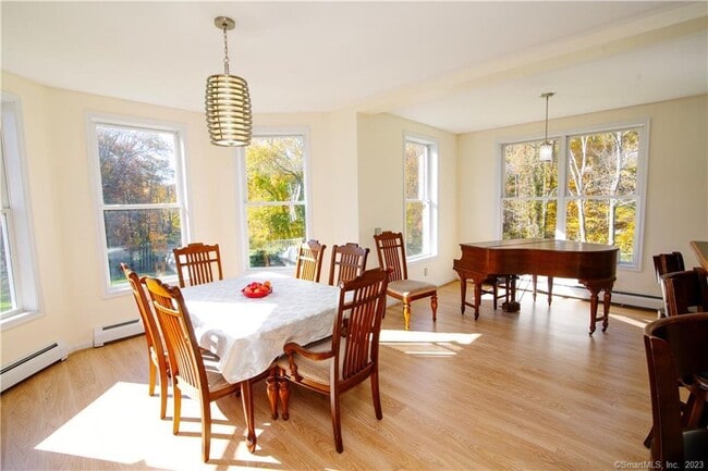 Building Photo - 82 Fowler Rd