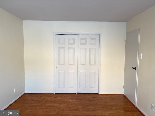 Building Photo - 1210 N Taft St