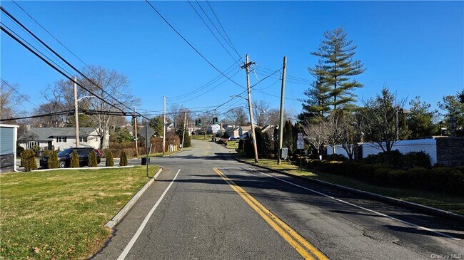 Building Photo - 289 Davenport Ave
