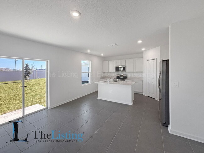 Building Photo - 4810 Katrina Dr