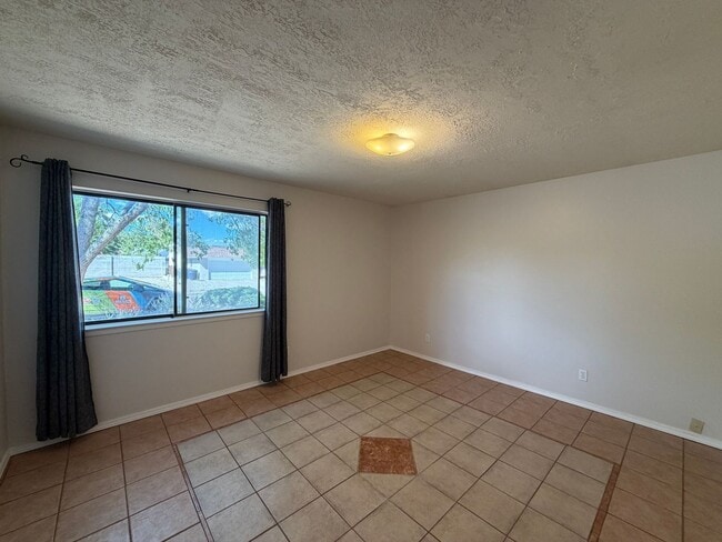 Building Photo - 5812 Brahma Dr NW