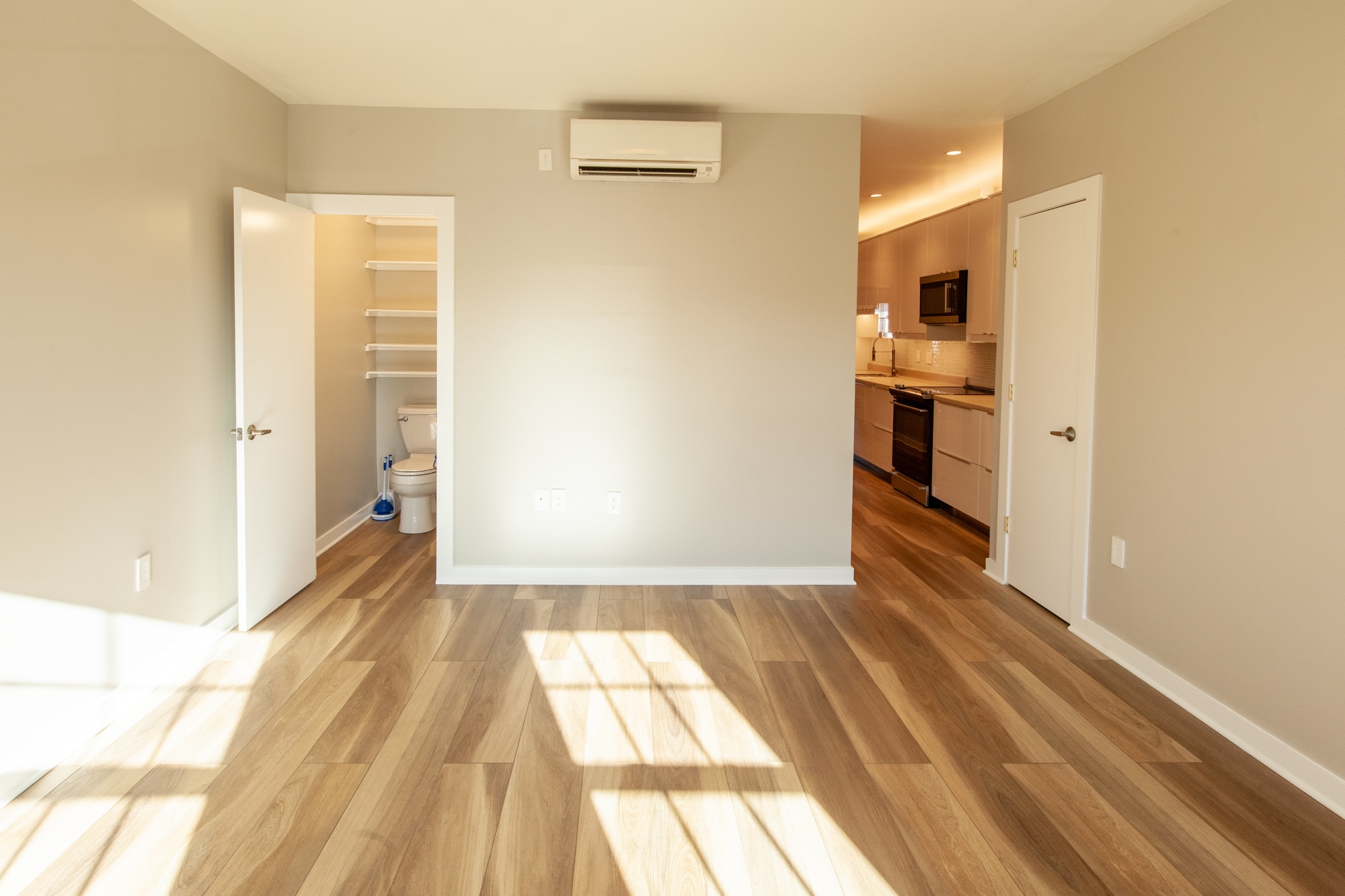 Building Photo - 1908 Constitution Ave NE