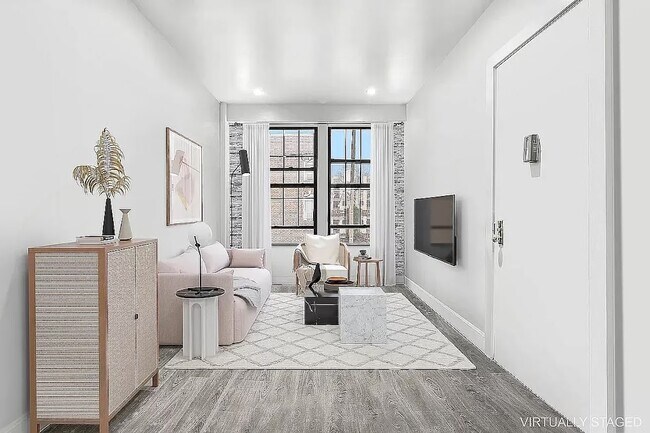 Building Photo - 430 Midwood St