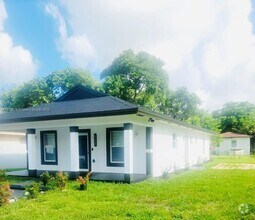 Building Photo - 6600 NW 29th Ave