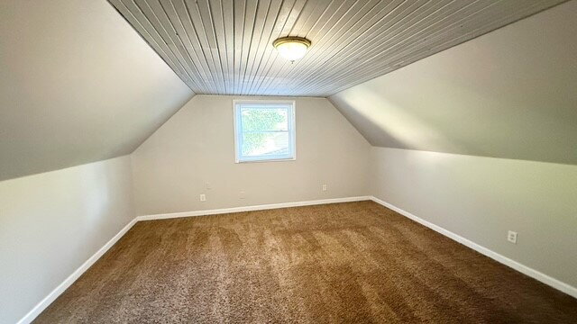 Building Photo - EAST SIDE UPDATED 4 BEDROOM 2 BATH HOME AVAILABLE NOW!