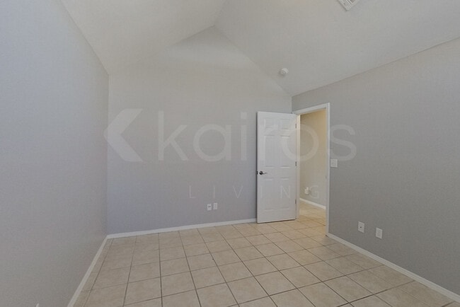 Building Photo - 1336 NW 9th St