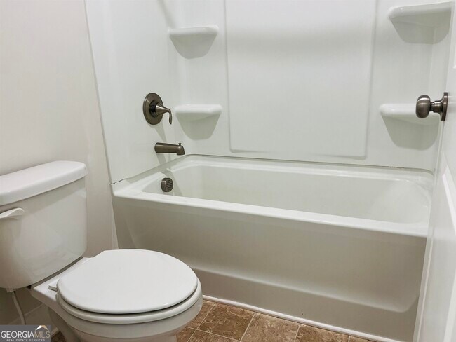 Building Photo - 371 Crestbrook Ln