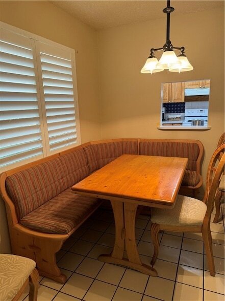 Building Photo - 96 Spring Lake Dr