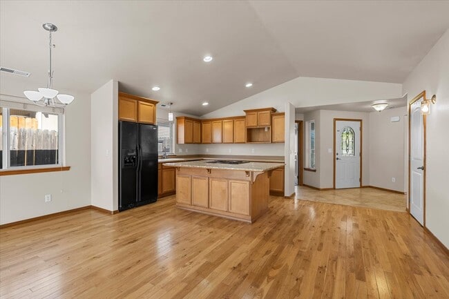 Building Photo - 1041 Compton Way