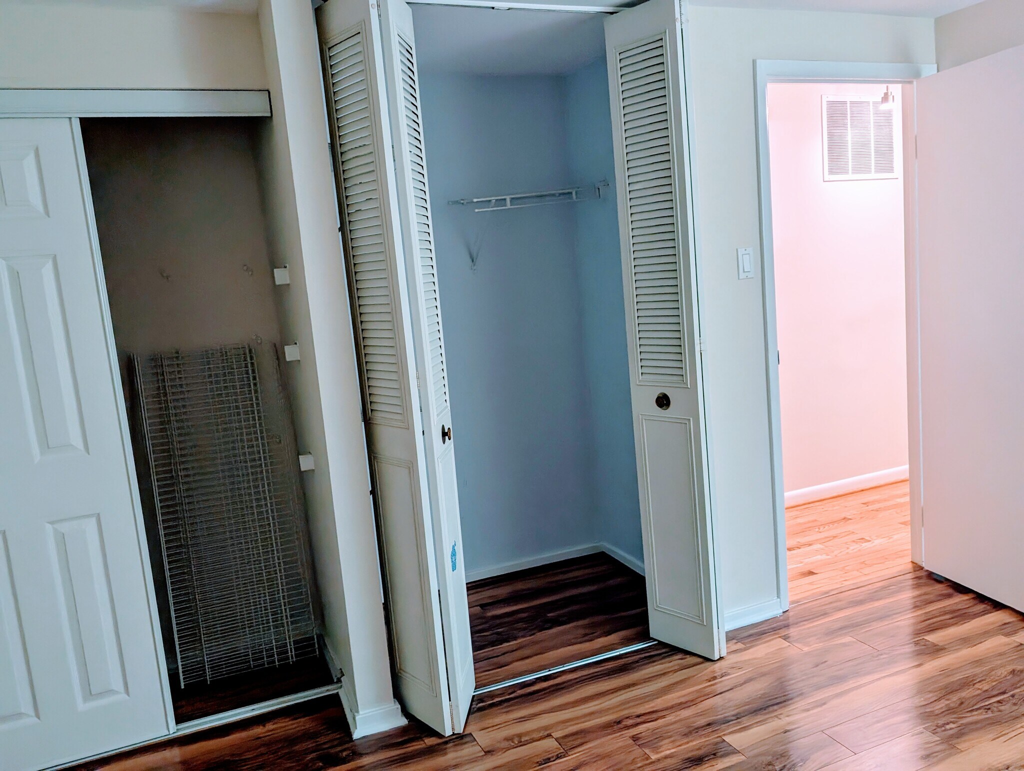 Building Photo - 8856 Youngsea Pl