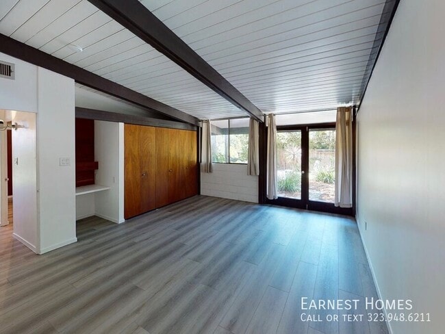 Building Photo - 12400 Rochedale Ln