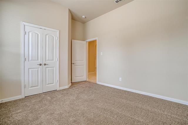 Building Photo - 205 Mineral Point Dr