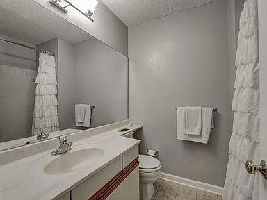 Building Photo - Renting our 2bd/2ba condo in Midtown, Atla...