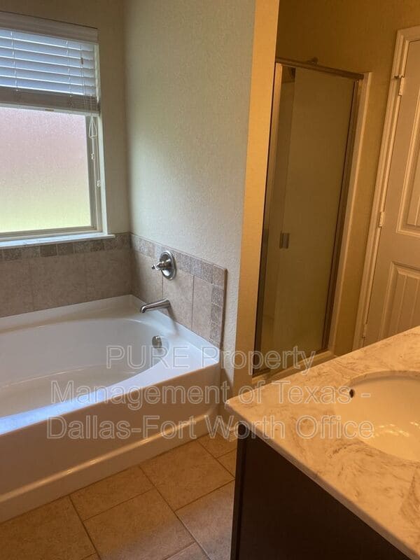 Building Photo - 7320 Mistletoe Trail
