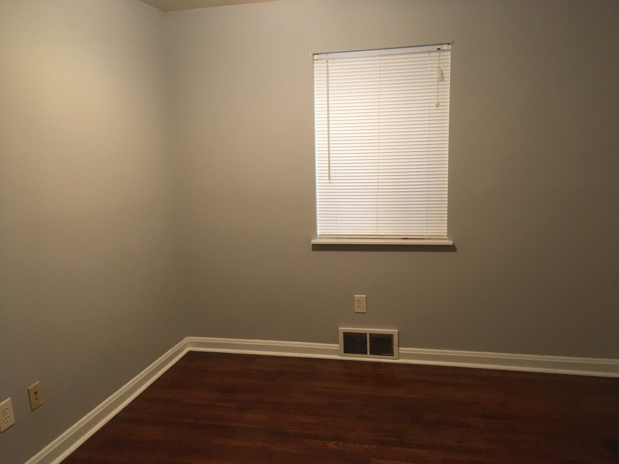 Bedroom - 1201 7th St