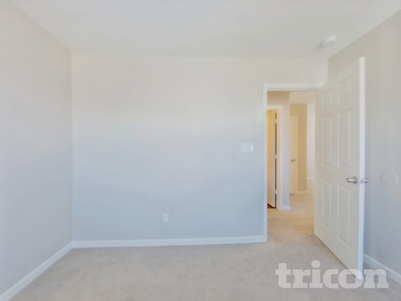 Building Photo - 12808 Walking Stick Dr