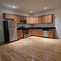 Building Photo - 3025 Sunrise Hwy