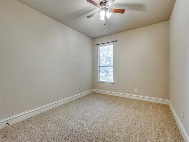 Building Photo - 832 Hidden Springs Ct