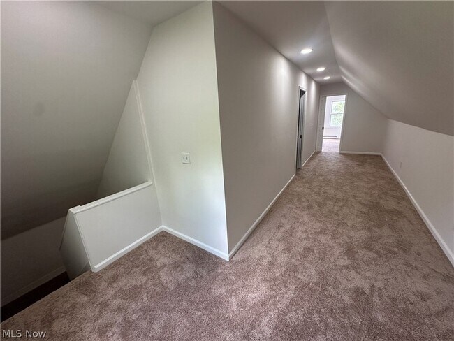 Building Photo - 14415 Westropp Ave