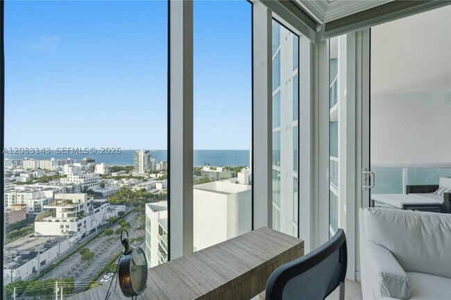 Building Photo - 1000 South Pointe Dr