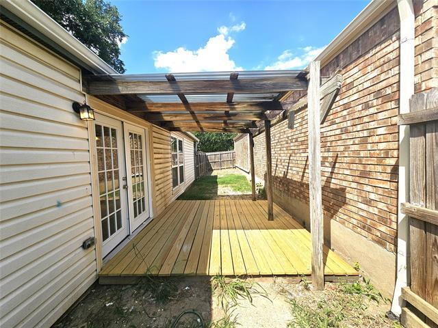 Building Photo - 2208 Teakwood Ct